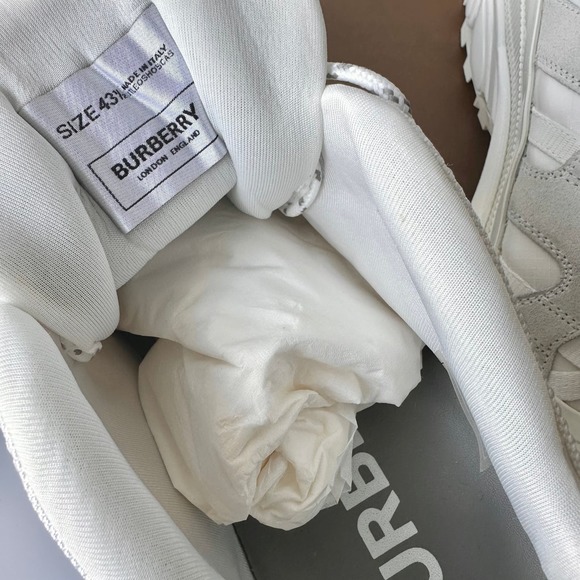 Burberry White Arthur Sneaker - Picture 7 of 7